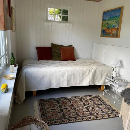 Charmerende Gaestehus Med Sjael I Idyllisk Landsby
